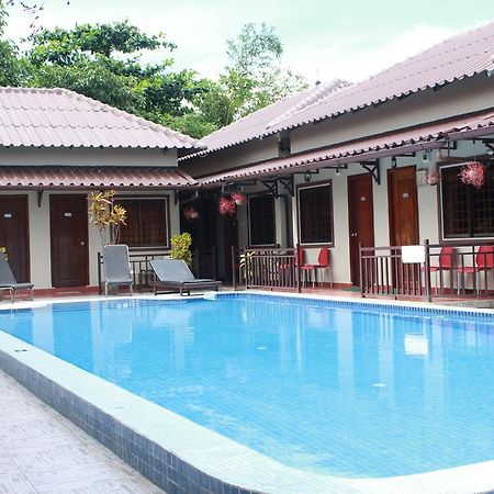 Makara Bungalows Сіануквіль Екстер'єр фото